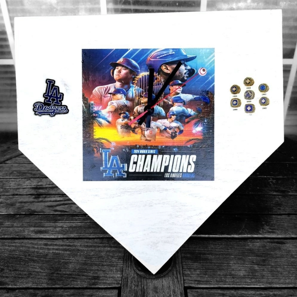 CUSTOM CREATED LA DODGERS CHAMPIONSHIP CLOCK